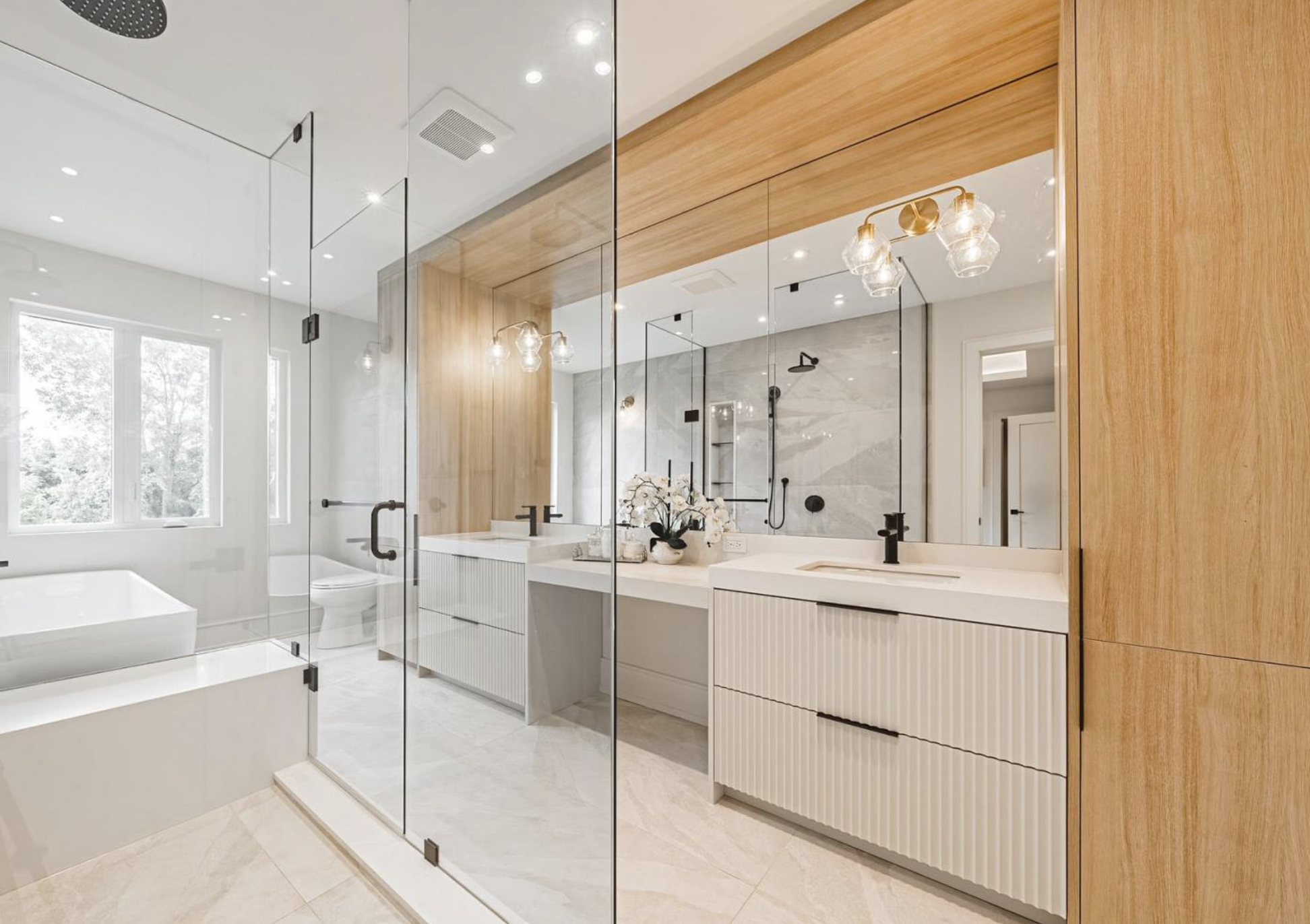The Mount Cedar Residence — image 6