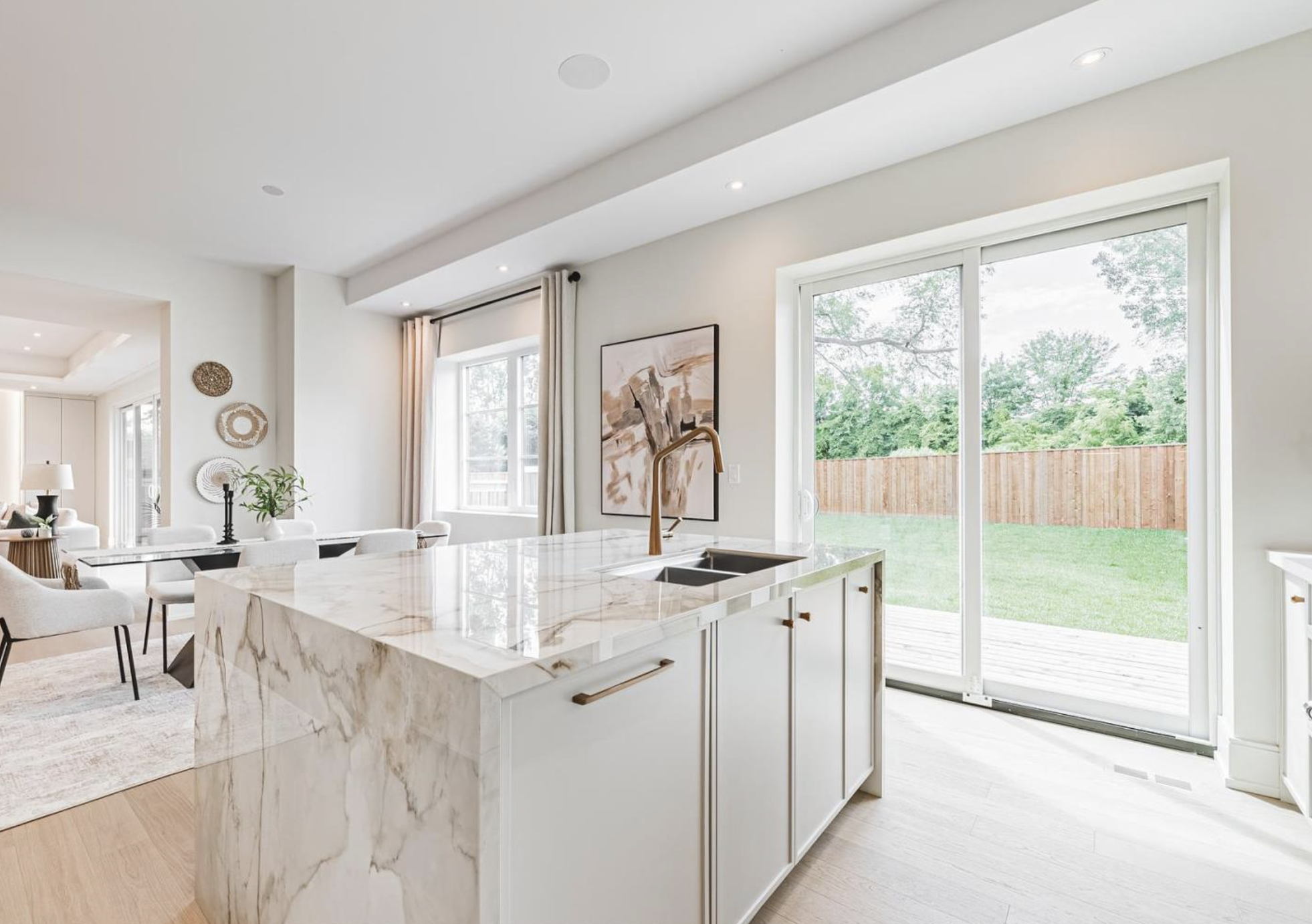 The Mount Cedar Residence — image 3